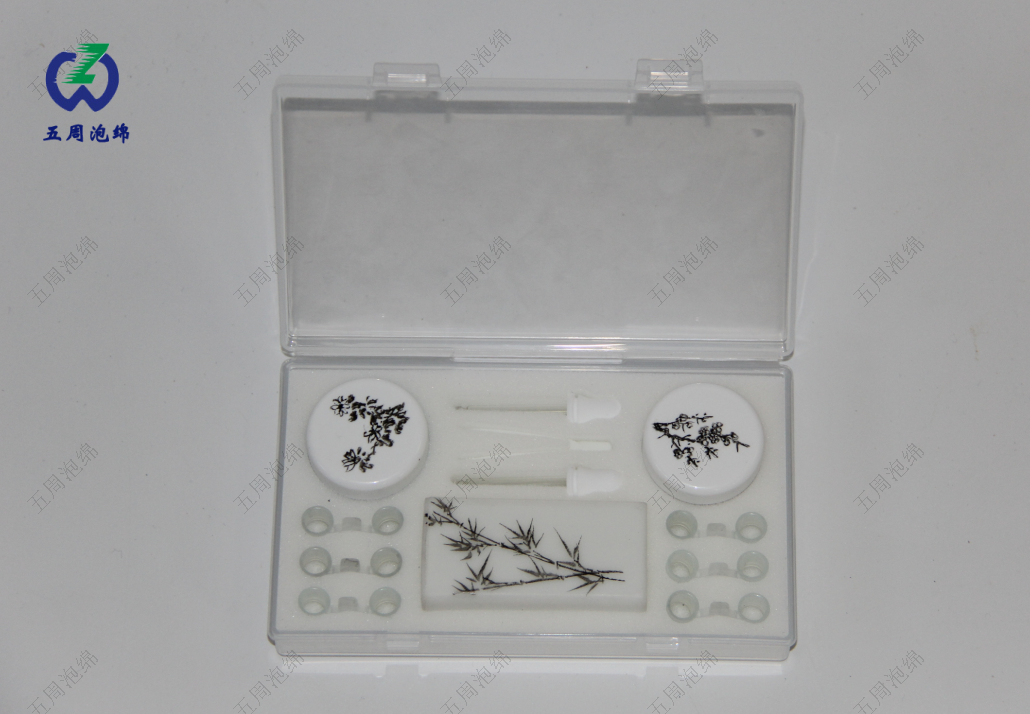 『隱形守護(hù)者』：PU海綿內(nèi)襯如何用柔軟顛覆硬核保護(hù)？